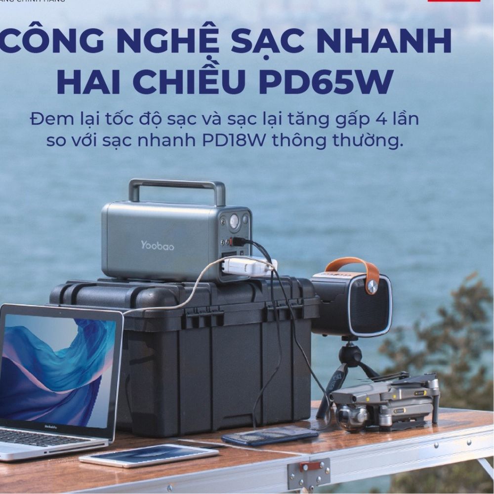 Trạm Sạc Dự Phòng Yoobao EN300WLPD 220V - 72,000mAh, Cổng Điện 220V/300W, cho quạt đèn, Tích Hợp Đèn Pin cho dã ngoại